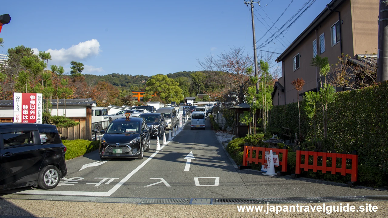 駐車可能な台数や利用可能時間：伏見稲荷大社の駐車場ガイド(2)