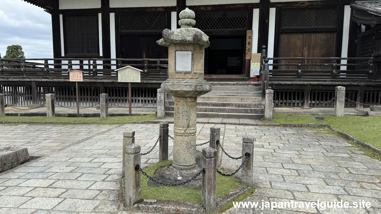 法華堂(三月堂)：東大寺の見どころ(6)