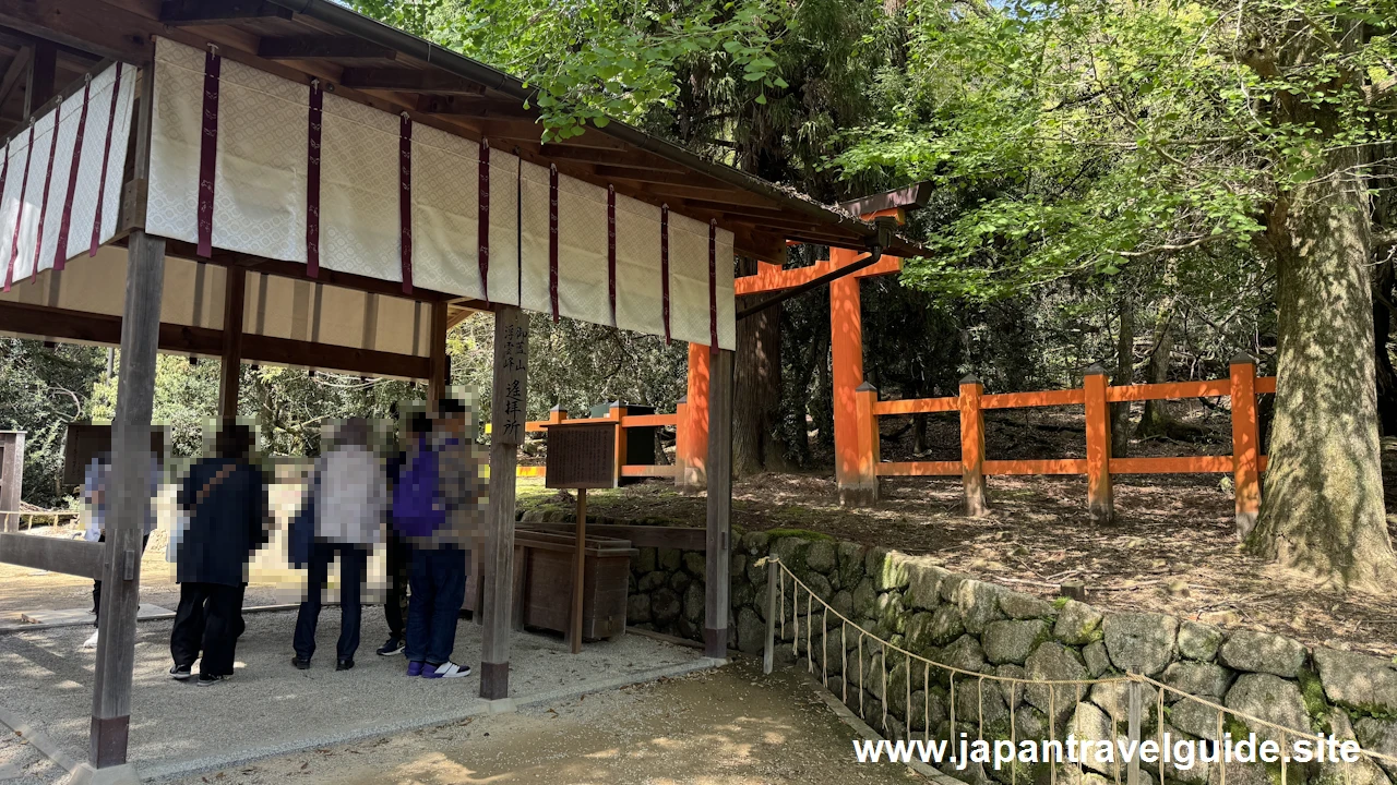 御蓋山浮雲峰遥拝所：春日大社の見どころ(2)