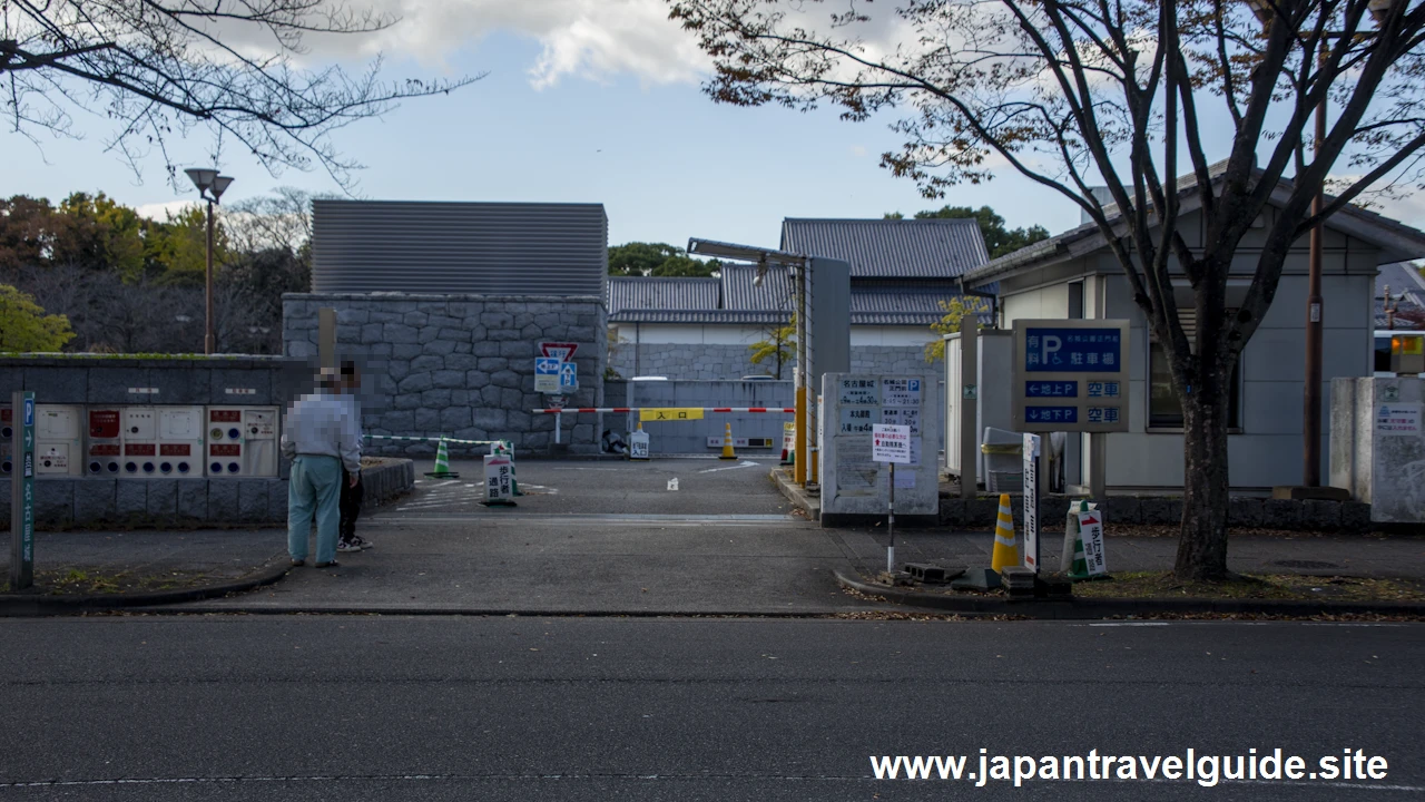 正門前駐車場の利用方法：名古屋城の駐車場完全ガイド(1)