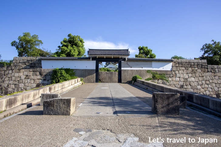 Sakuramon Gate: Highlights of Osaka Castle(21)