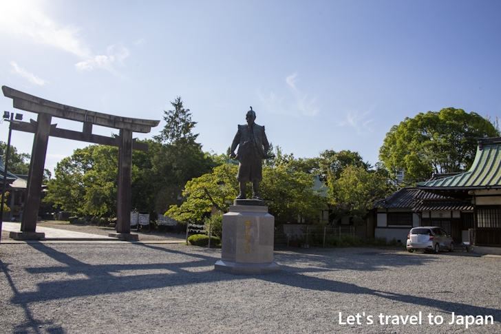 Houkoku Shrine: Highlights of Osaka Castle(56)