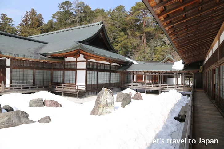高野山の雪景色：高野山の見どころ(61)