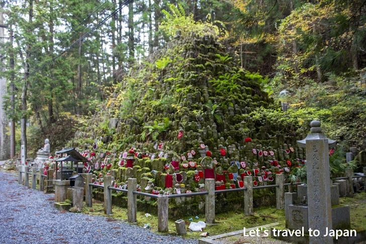 無縁塚：高野山 奥の院の見どころ(73)