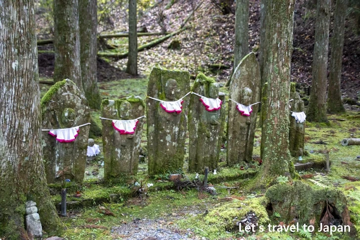 無縁塚：高野山 奥の院の見どころ(74)