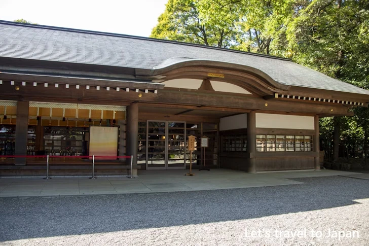 祈祷殿と長床：熱田神宮の見どころ(21)