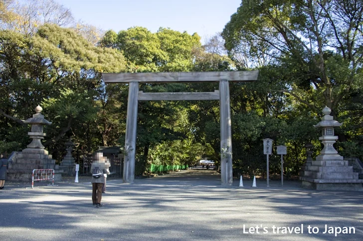 正門（南門）、西門、東門：熱田神宮の見どころ(3)