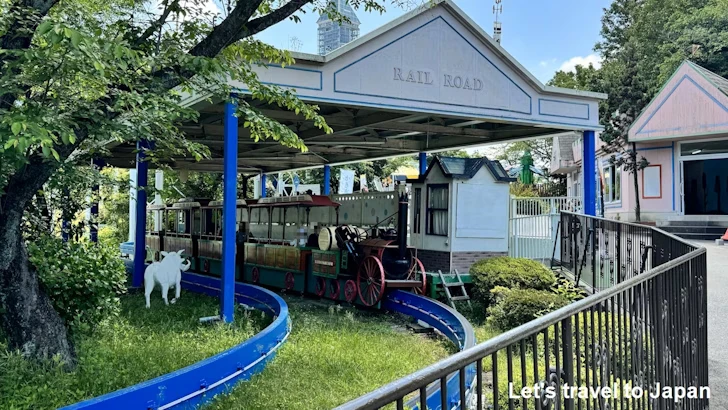 モノレール列車：東山動物園遊園地の見どころ(2)