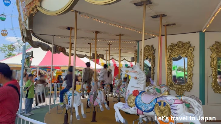 メリーゴーランド：東山動物園遊園地の見どころ(3)